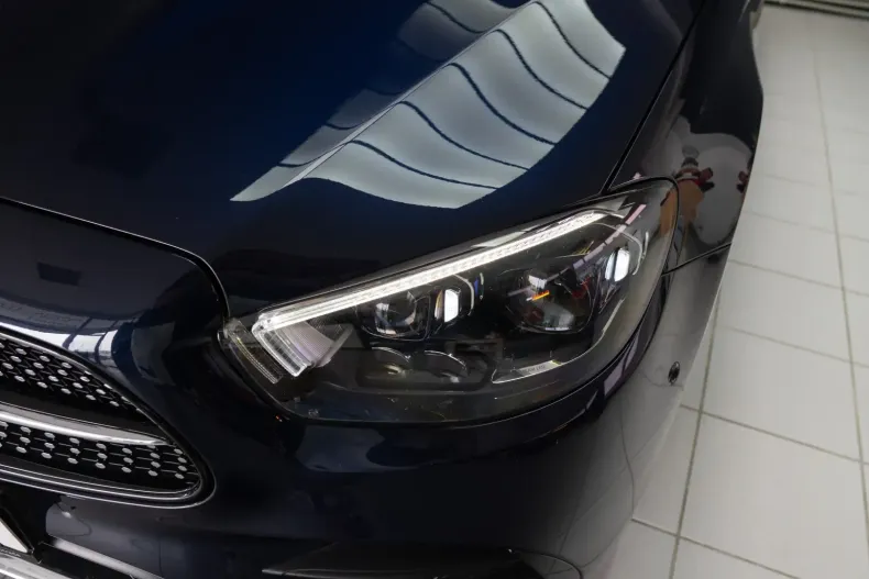 Mercedes-Benz E 220 din 2021 cu 60.900 km - oferta MER113043 - foto 9