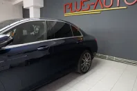 Mercedes-Benz E 220 din 2021 cu 60.900 km - oferta MER113043 - foto 11