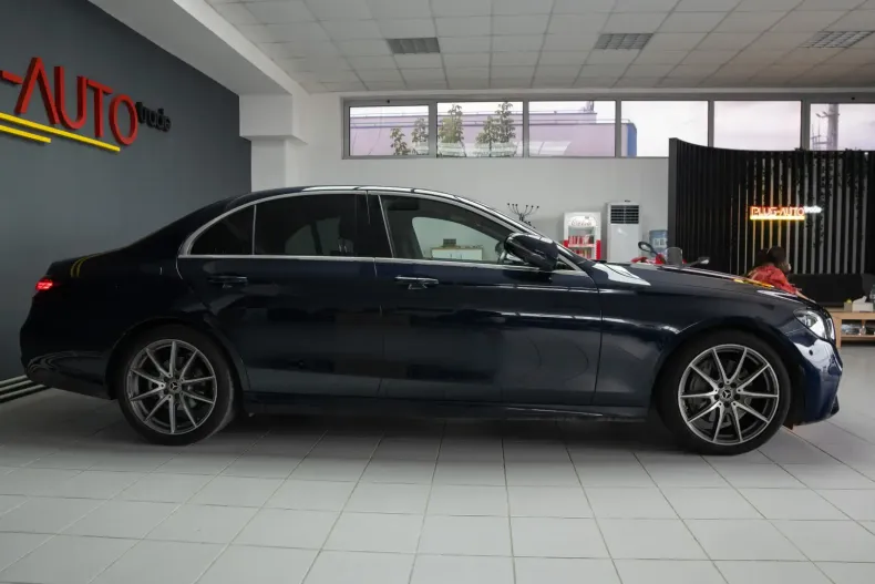Mercedes-Benz E 220 din 2021 cu 60.900 km - oferta MER113043 - foto 13