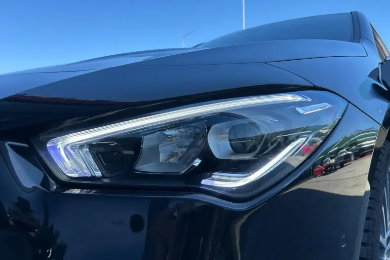 Mercedes-Benz CLA 250 din 2021 cu 41.027 km - oferta MER113058 - foto 32