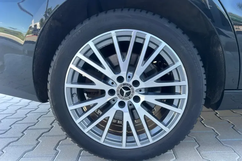 Mercedes-Benz CLA 250 din 2021 cu 41.027 km - oferta MER113058 - foto 34