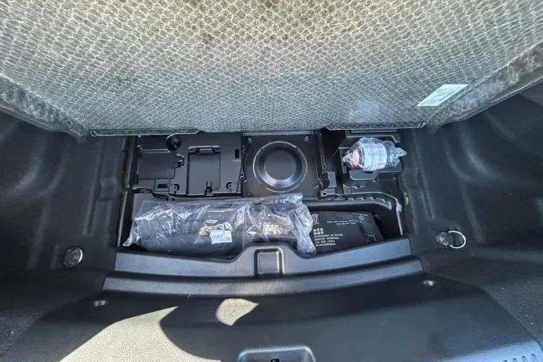 Mercedes-Benz CLA 250 din 2021 cu 41.027 km - oferta MER113058 - foto 36