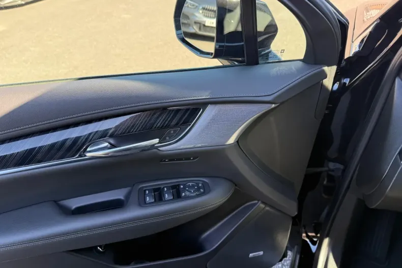 Cadillac XT6 din 2024 cu 12.500 km - oferta CAD113081 - foto 12