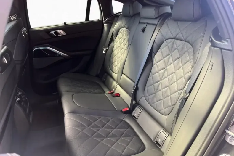 BMW X6 din 2024 cu 24.398 km - oferta BMW113084 - foto 6