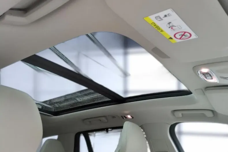 Volvo XC90 din 2021 cu 65.100 km - oferta VOL113089 - foto 18