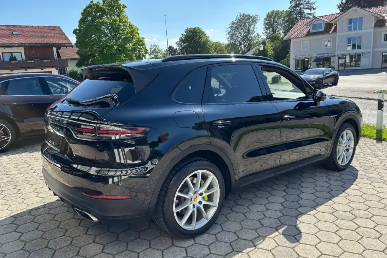 Porsche Cayenne din 2020 cu 63.700 km - oferta POR113090 - foto 5
