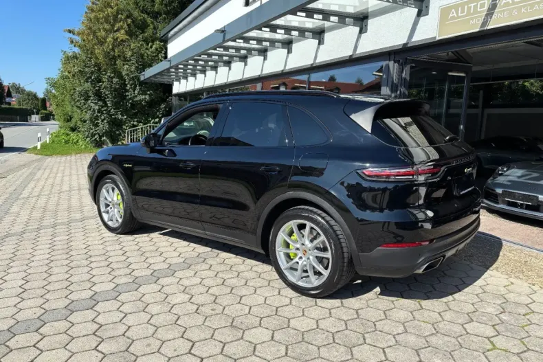 Porsche Cayenne din 2020 cu 63.700 km - oferta POR113090 - foto 11