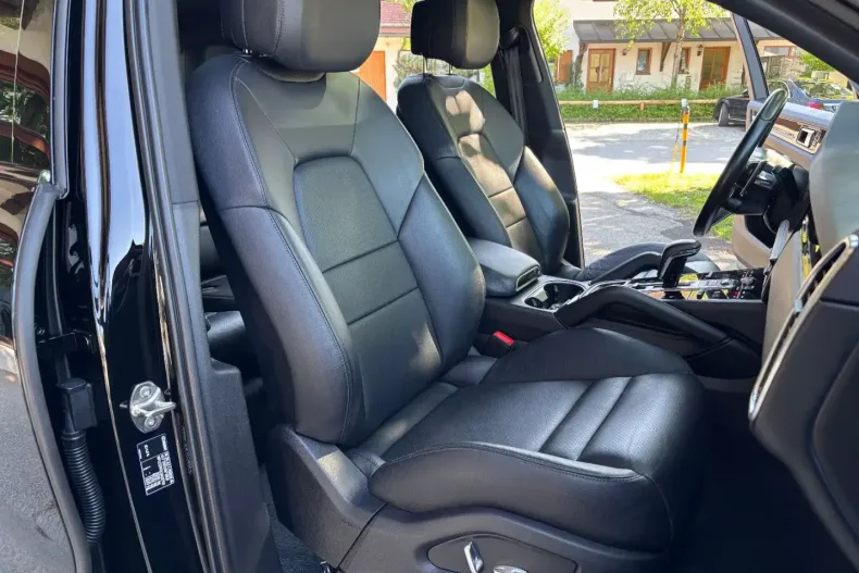 Porsche Cayenne din 2020 cu 63.700 km - oferta POR113090 - foto 17