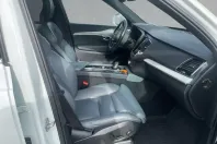 Volvo XC90 din 2021 cu 70.100 km - oferta VOL113091 - foto 3