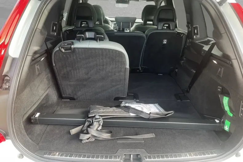 Volvo XC90 din 2021 cu 70.100 km - oferta VOL113091 - foto 10