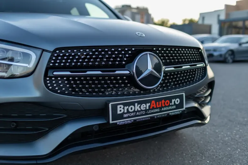 Mercedes-Benz GLC 300 din 2021 cu 68.237 km - oferta MER113093 - foto 9