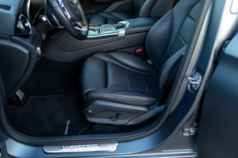 Mercedes-Benz GLC 300 din 2021 cu 68.237 km - oferta MER113093 - foto 21