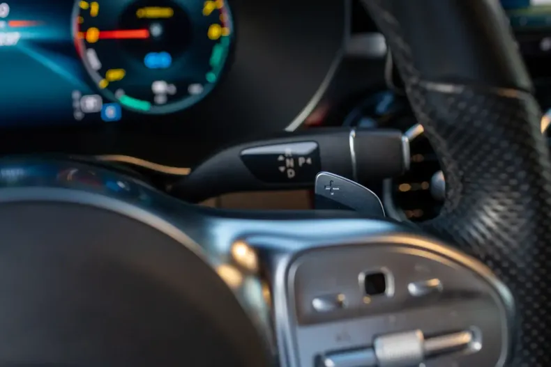 Mercedes-Benz GLC 300 din 2021 cu 68.237 km - oferta MER113093 - foto 31