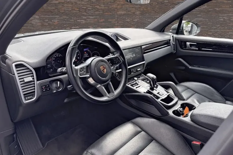 Porsche Cayenne din 2020 cu 89.953 km - oferta POR113097 - foto 5