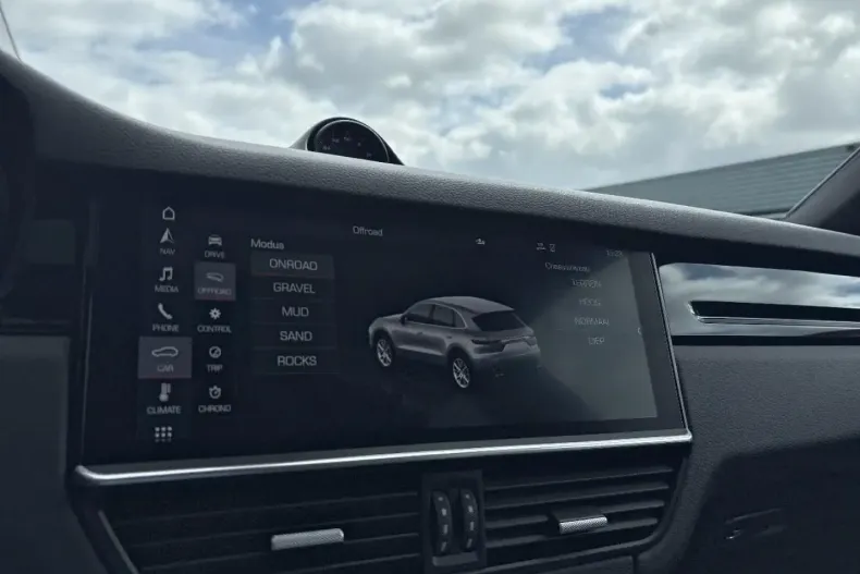 Porsche Cayenne din 2020 cu 89.953 km - oferta POR113097 - foto 30