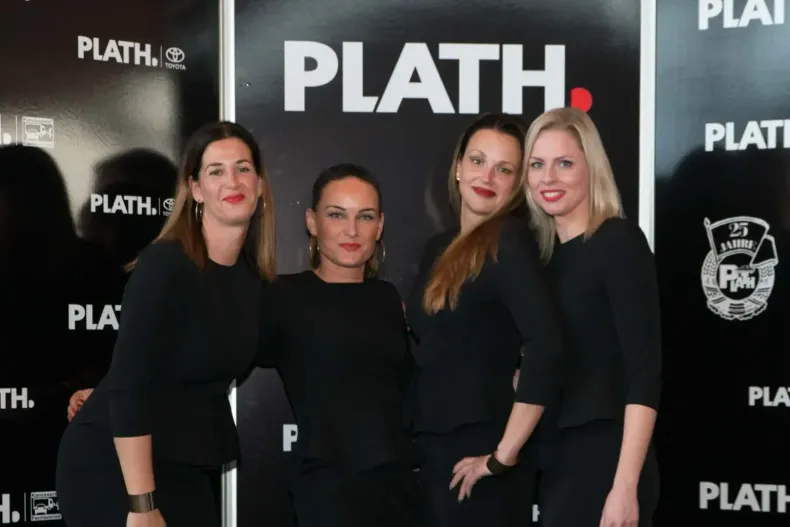 Toyota Yaris din 2021 cu 32.851 km - oferta TOY113102 - foto 24