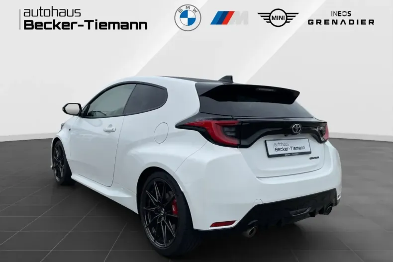 Toyota Yaris din 2021 cu 50.229 km - oferta TOY113105 - foto 4