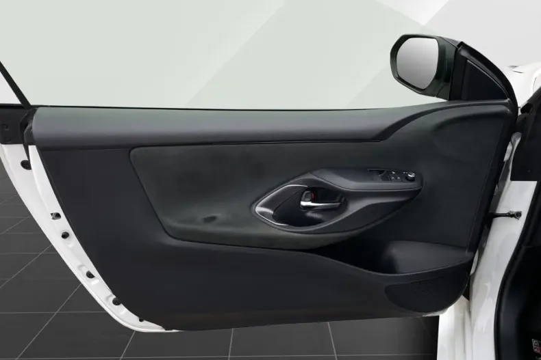 Toyota Yaris din 2021 cu 50.229 km - oferta TOY113105 - foto 19