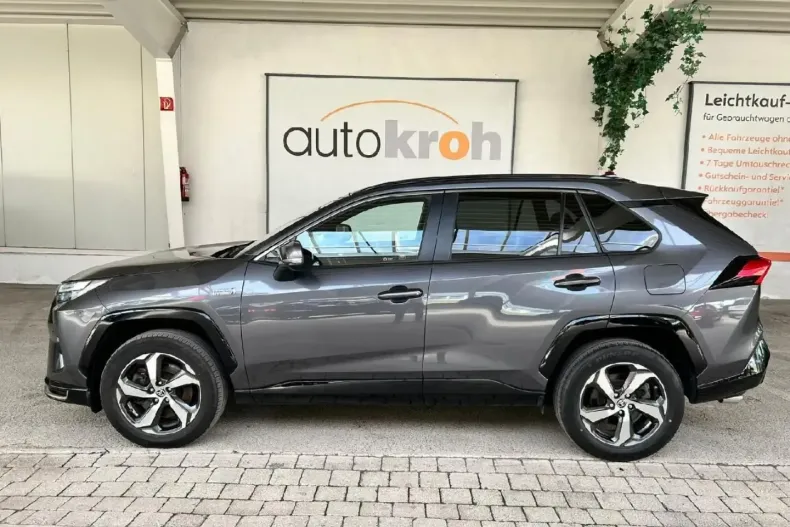 Toyota RAV4 din 2022 cu 57.814 km - oferta TOY113112 - foto 2