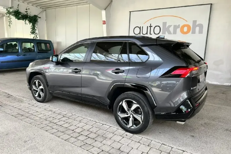 Toyota RAV4 din 2022 cu 57.814 km - oferta TOY113112 - foto 3