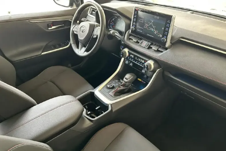 Toyota RAV4 din 2022 cu 57.814 km - oferta TOY113112 - foto 9