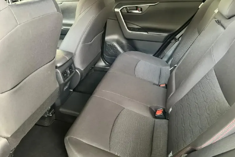 Toyota RAV4 din 2022 cu 57.814 km - oferta TOY113112 - foto 10