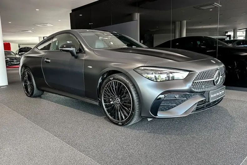 Mercedes-Benz CLE 300 din 2024 cu 5.600 km - oferta MER113117 - foto 4