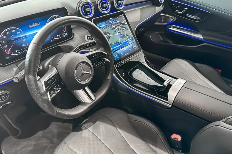 Mercedes-Benz CLE 300 din 2024 cu 5.600 km - oferta MER113117 - foto 11