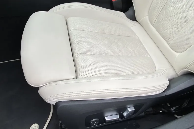 ALPINA B4 din 2022 cu 27.972 km - oferta ALP113128 - foto 13