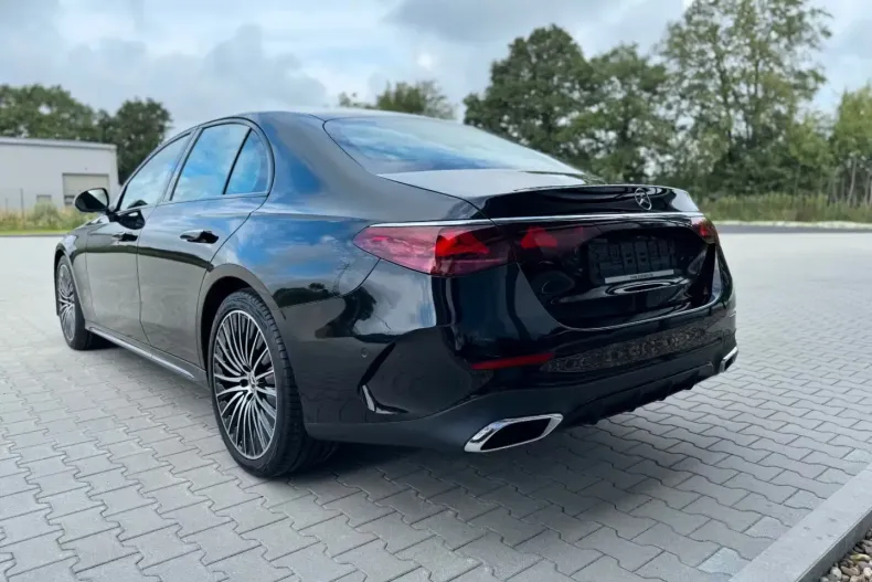 Mercedes-Benz E 220 din 2025 cu 9.901 km - oferta MER113135 - foto 2