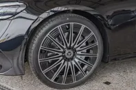 Mercedes-Benz E 220 din 2024 cu 7.141 km - oferta MER113142 - foto 4