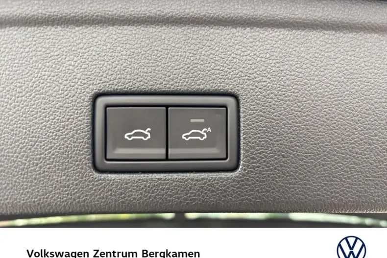 Volkswagen Touareg din 2024 cu 27.432 km - oferta VOL113159 - foto 18