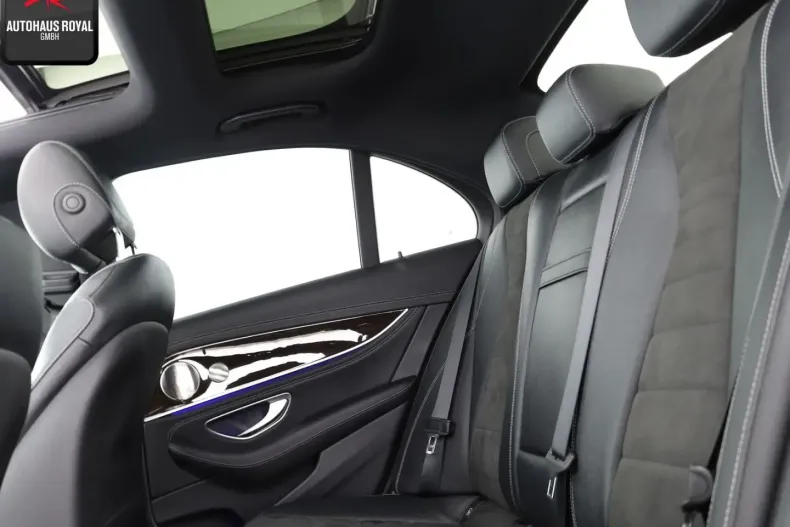 Mercedes-Benz E 450 din 2022 cu 50.000 km - oferta MER113167 - foto 13