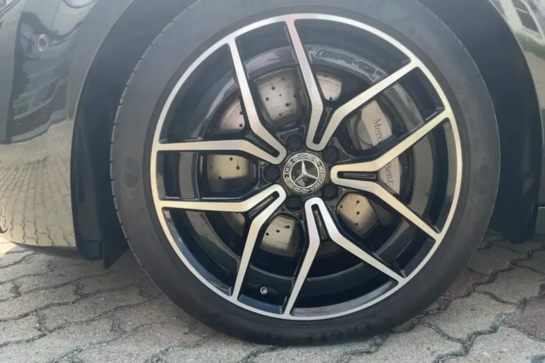 Mercedes-Benz E 450 din 2021 cu 17.224 km - oferta MER113169 - foto 11