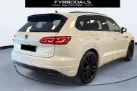 Volkswagen Touareg din 2023 cu 37.000 km - oferta VOL113171 - foto 2