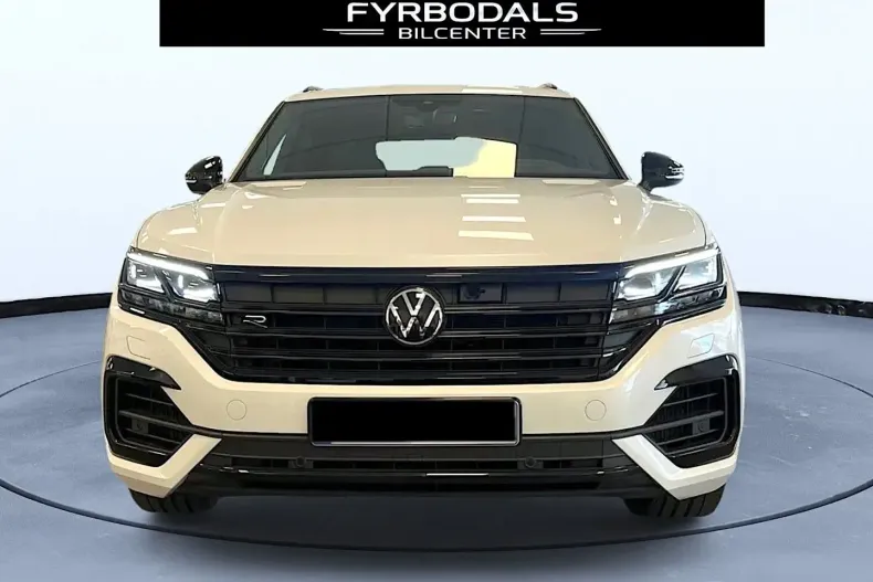Volkswagen Touareg din 2023 cu 37.000 km - oferta VOL113171 - foto 5