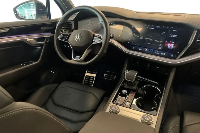 Volkswagen Touareg din 2023 cu 37.000 km - oferta VOL113171 - foto 12