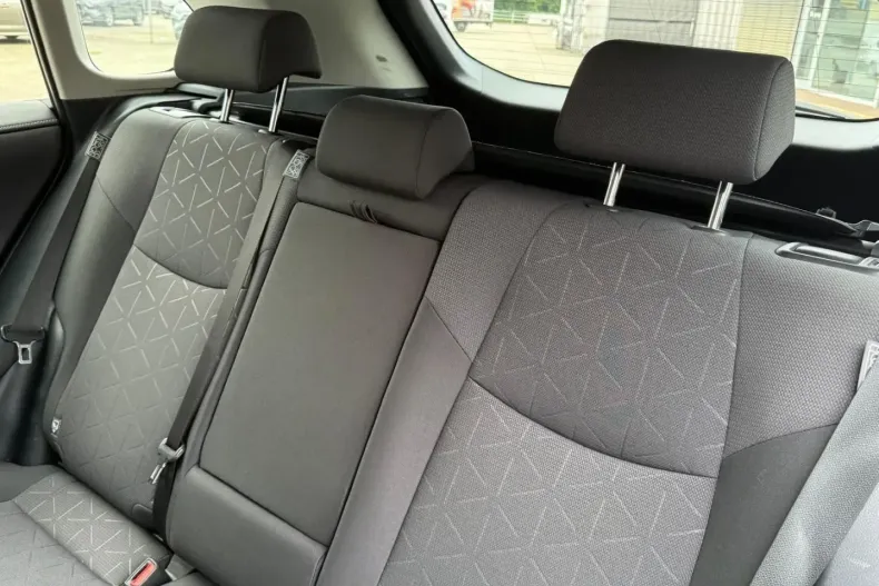 Toyota RAV4 din 2023 cu 51.243 km - oferta TOY113188 - foto 10