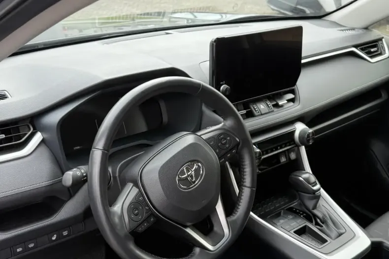 Toyota RAV4 din 2023 cu 51.243 km - oferta TOY113188 - foto 20