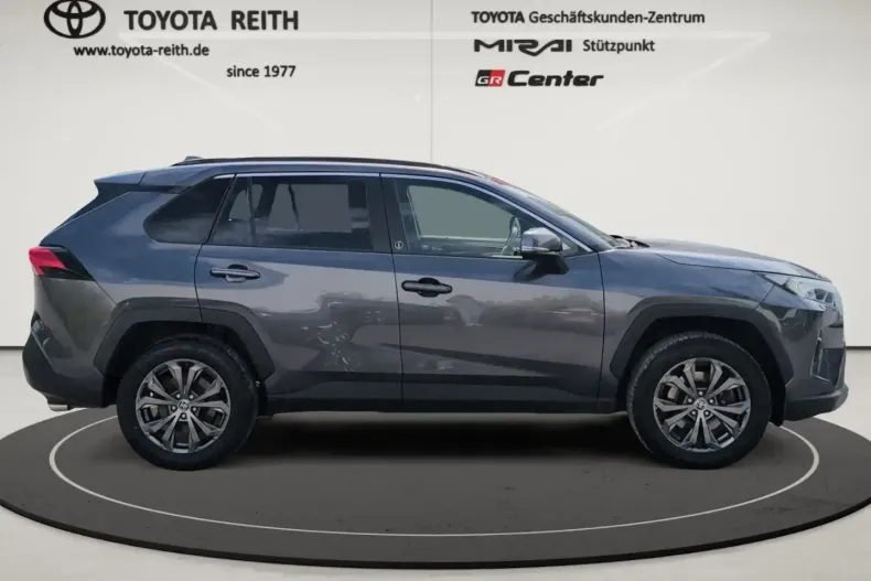 Toyota RAV4 din 2022 cu 50.877 km - oferta TOY113190 - foto 6