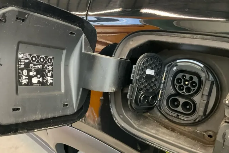 Mercedes-Benz GLE 350 din 2022 cu 49.998 km - oferta MER113219 - foto 16