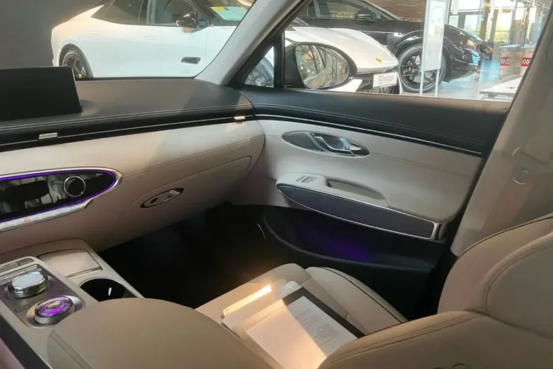 Genesis GV70 din 2023 cu 52.350 km - oferta GEN113258 - foto 12