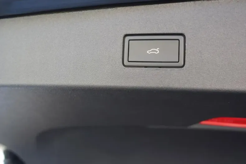 Volkswagen Tayron din 2025 cu 6.000 km - oferta VOL113263 - foto 13