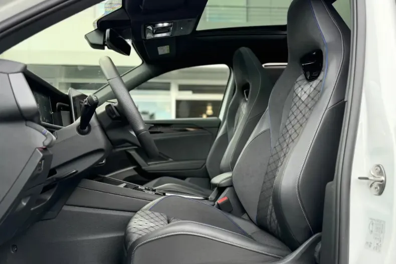 Volkswagen Tayron din 2025 cu 12.900 km - oferta VOL113265 - foto 11