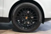 Porsche Cayenne din 2022 cu 30.760 km - oferta POR113266 - foto 4