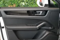 Porsche Cayenne din 2022 cu 30.760 km - oferta POR113266 - foto 10