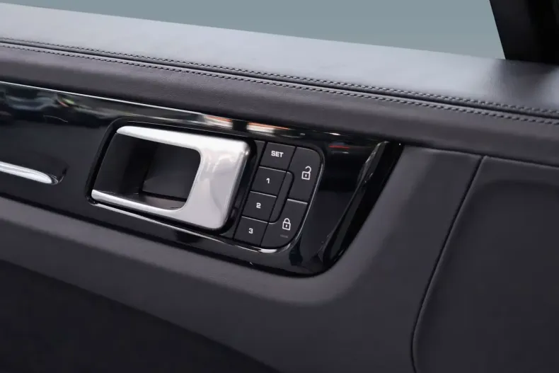 Porsche Cayenne din 2022 cu 57.700 km - oferta POR113272 - foto 13