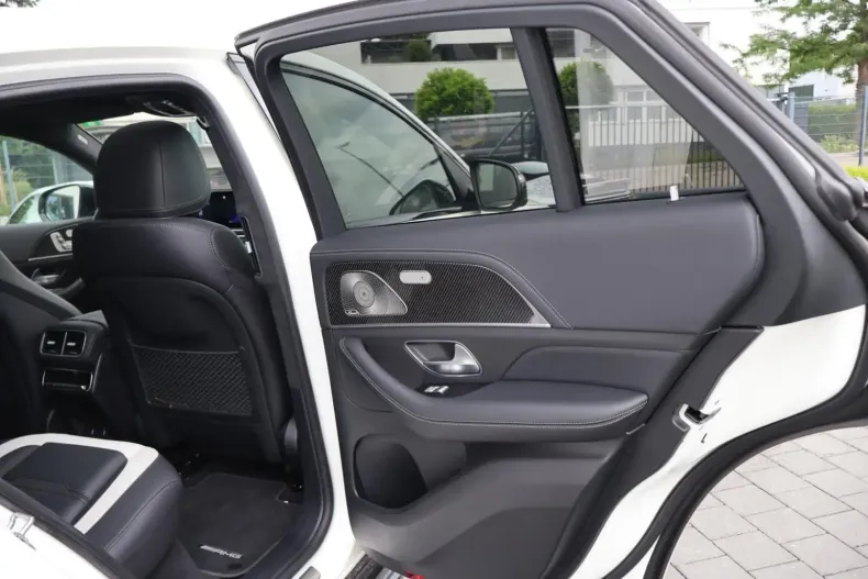 Mercedes-Benz GLE 63 AMG din 2024 cu 32.900 km - oferta MER113278 - foto 30