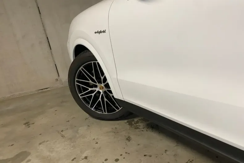 Porsche Cayenne din 2024 cu 16.300 km - oferta POR113279 - foto 9