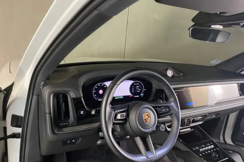 Porsche Cayenne din 2024 cu 16.300 km - oferta POR113279 - foto 11